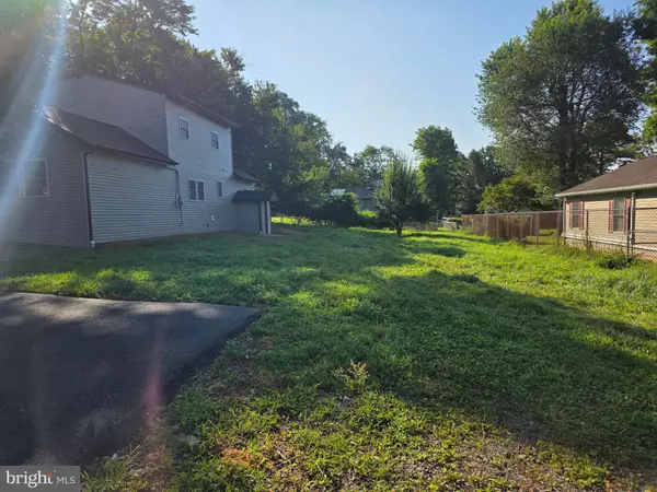 Feasterville Trevose, PA 19053,2377 PARIS AVE