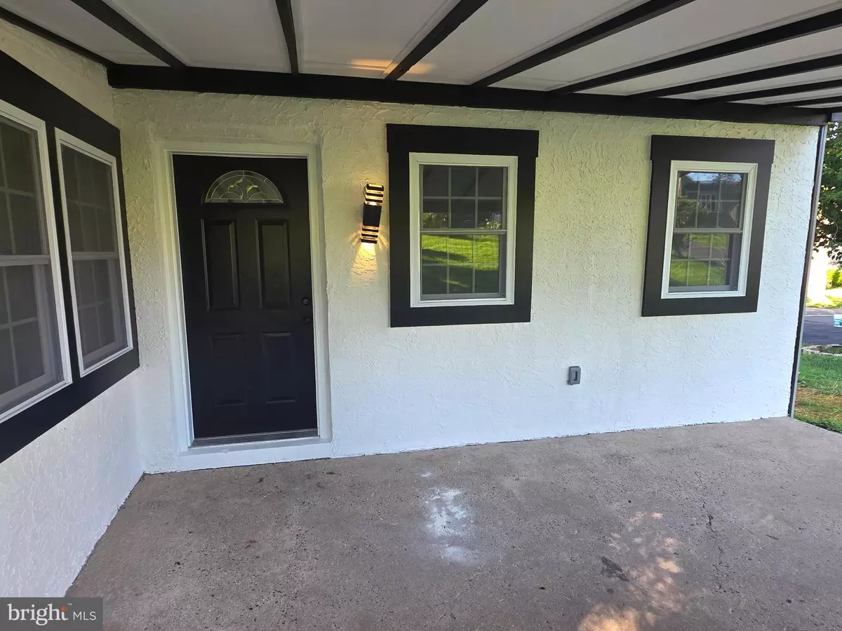 Feasterville Trevose, PA 19053,2377 PARIS AVE