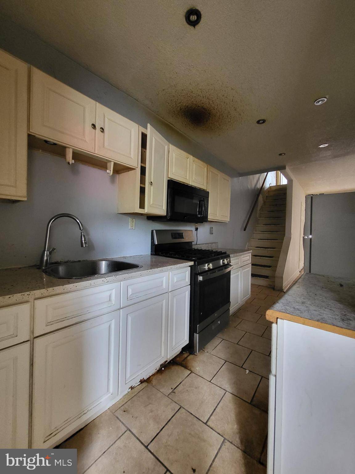 Reading, PA 19601,626 EISENBROWN ST