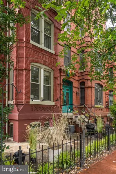 1202 P ST NW, Washington, DC 20005