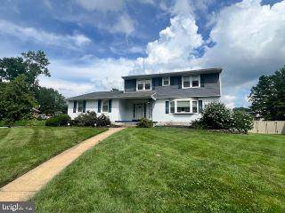 2118 BRANDYWOOD DR, Wilmington, DE 19810