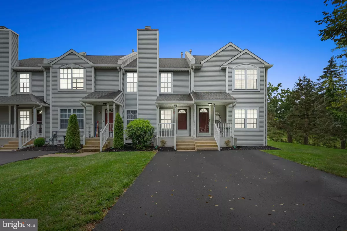 Newtown, PA 18940,43 VIOLET LN