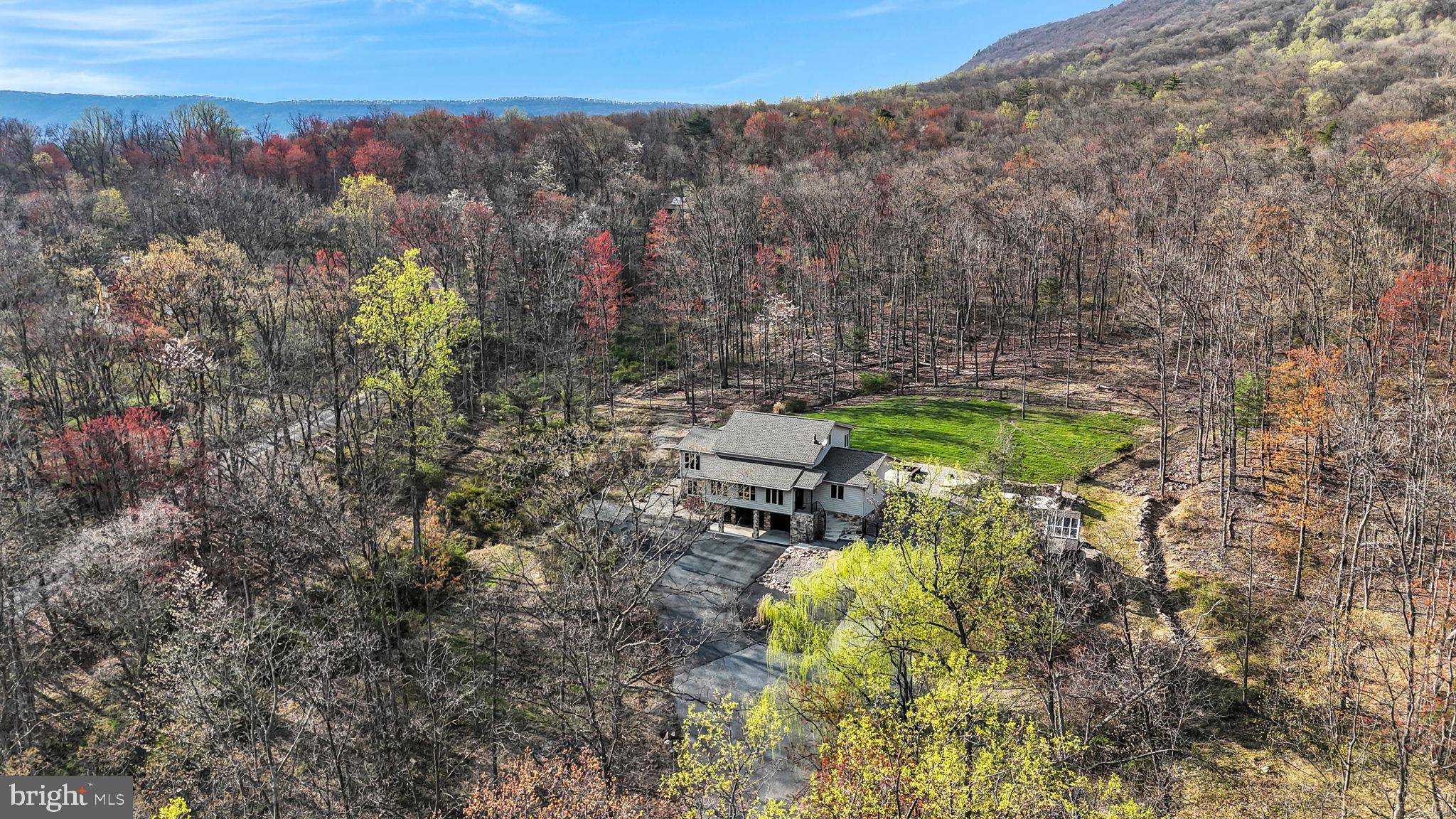 Carlisle, PA 17015,125 & 129 BOBCAT RD