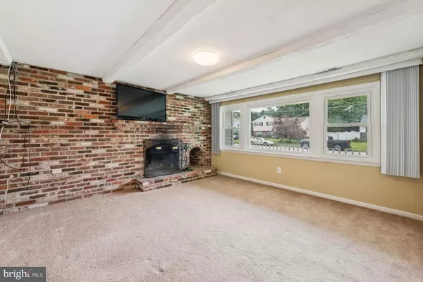 West Deptford, NJ 08096,15 NASSAU AVE