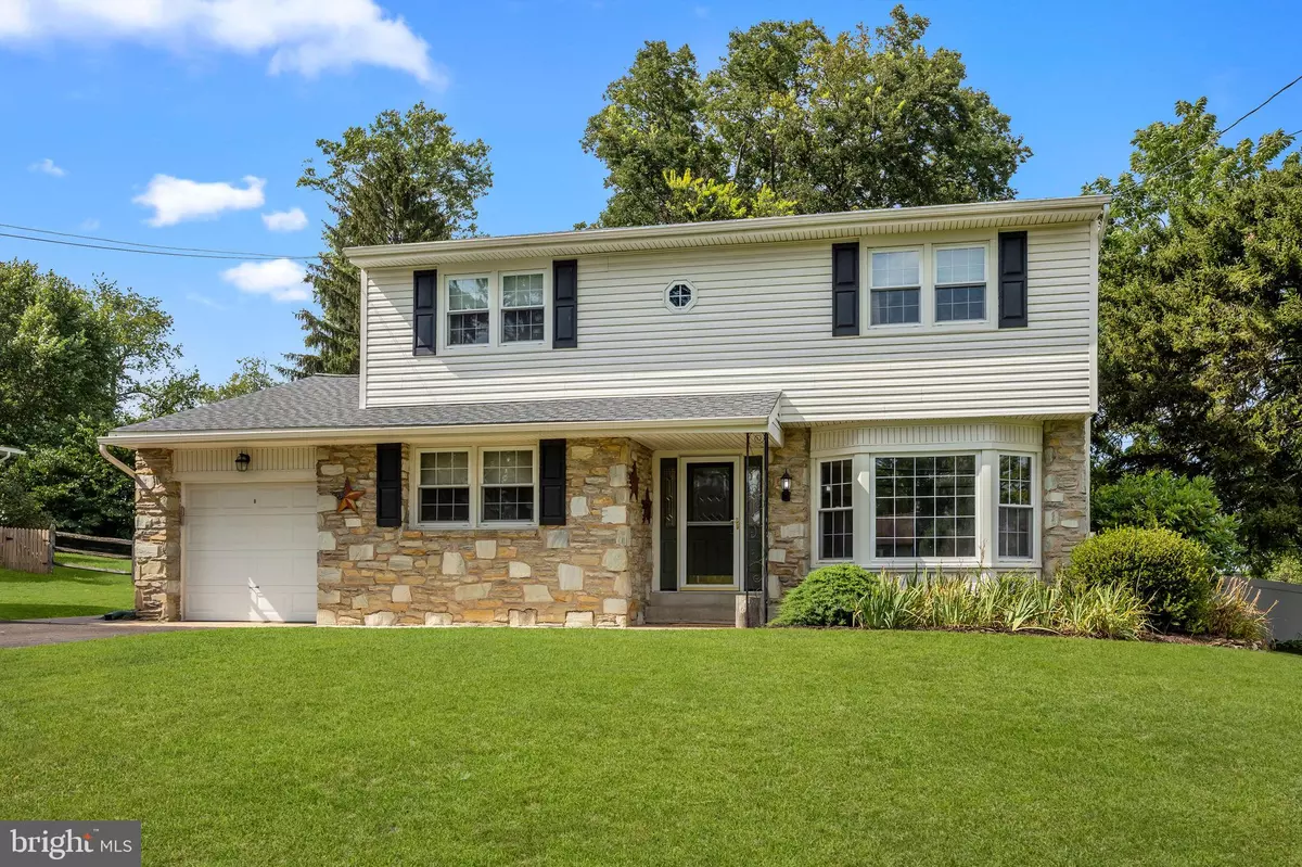 Yardley, PA 19067,12 UPTON LN