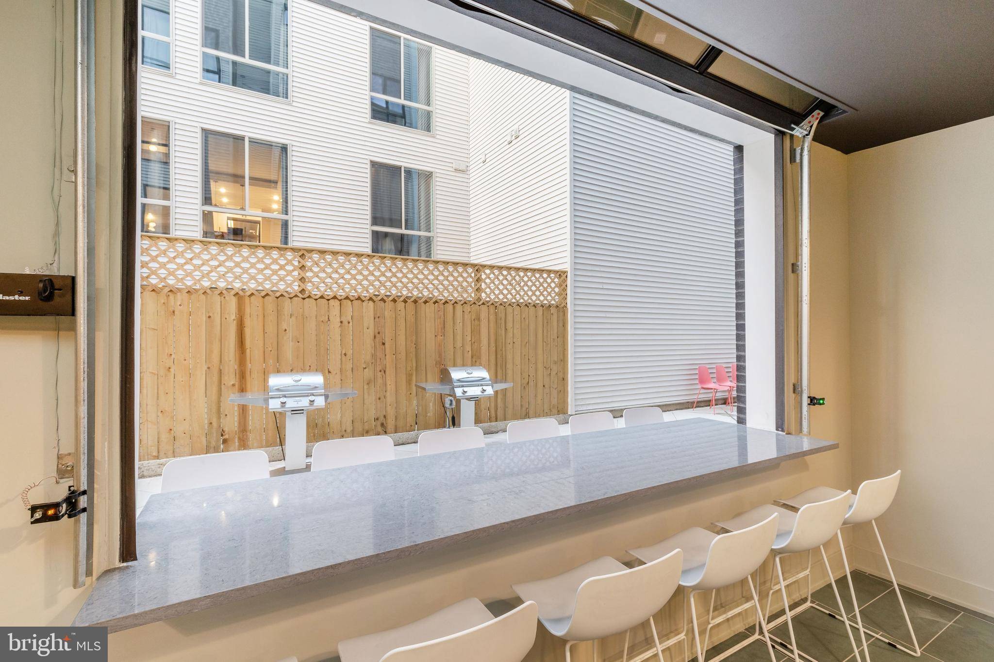 Philadelphia, PA 19123,629 W GIRARD AVE #305