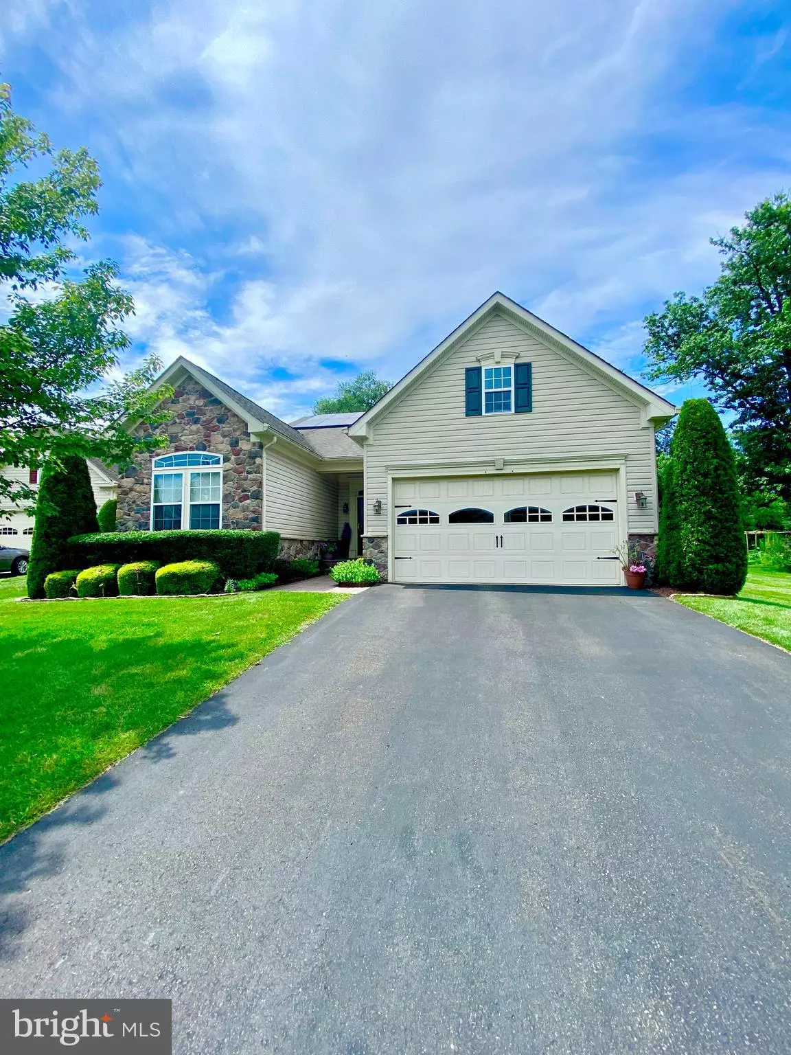 Florence, NJ 08518,10 APPLEGATE DRIVE