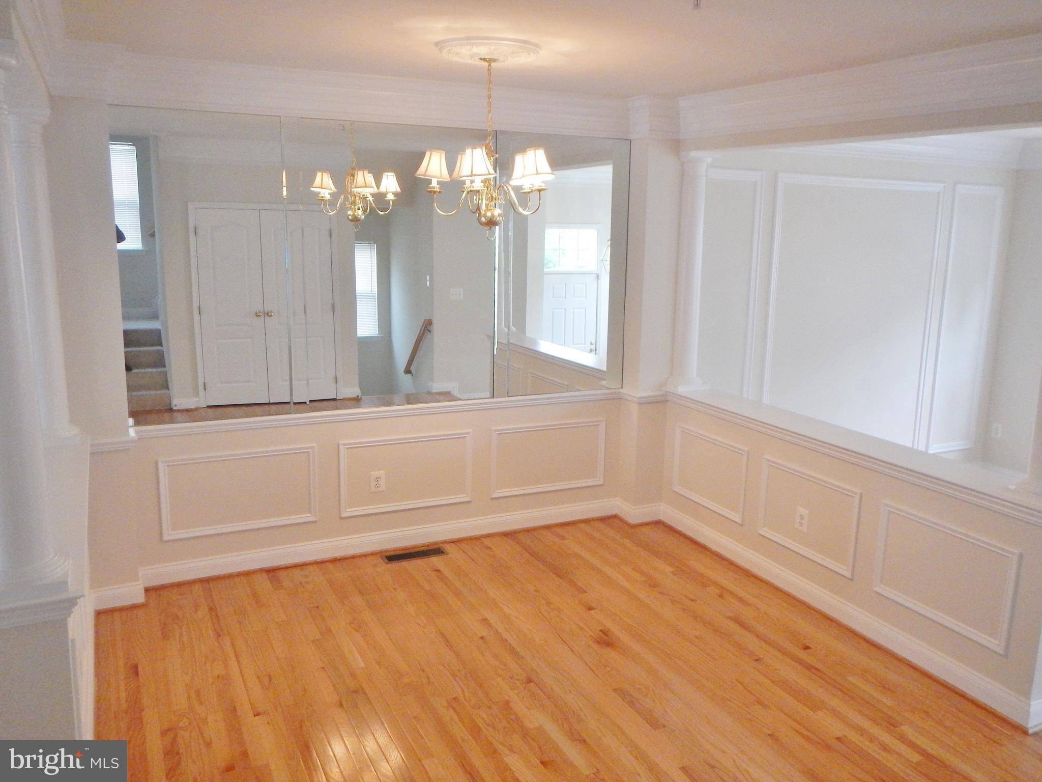 Alexandria, VA 22304,111 CAHILL DR