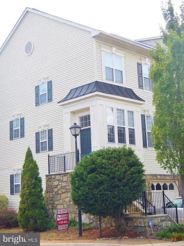 Alexandria, VA 22304,111 CAHILL DR