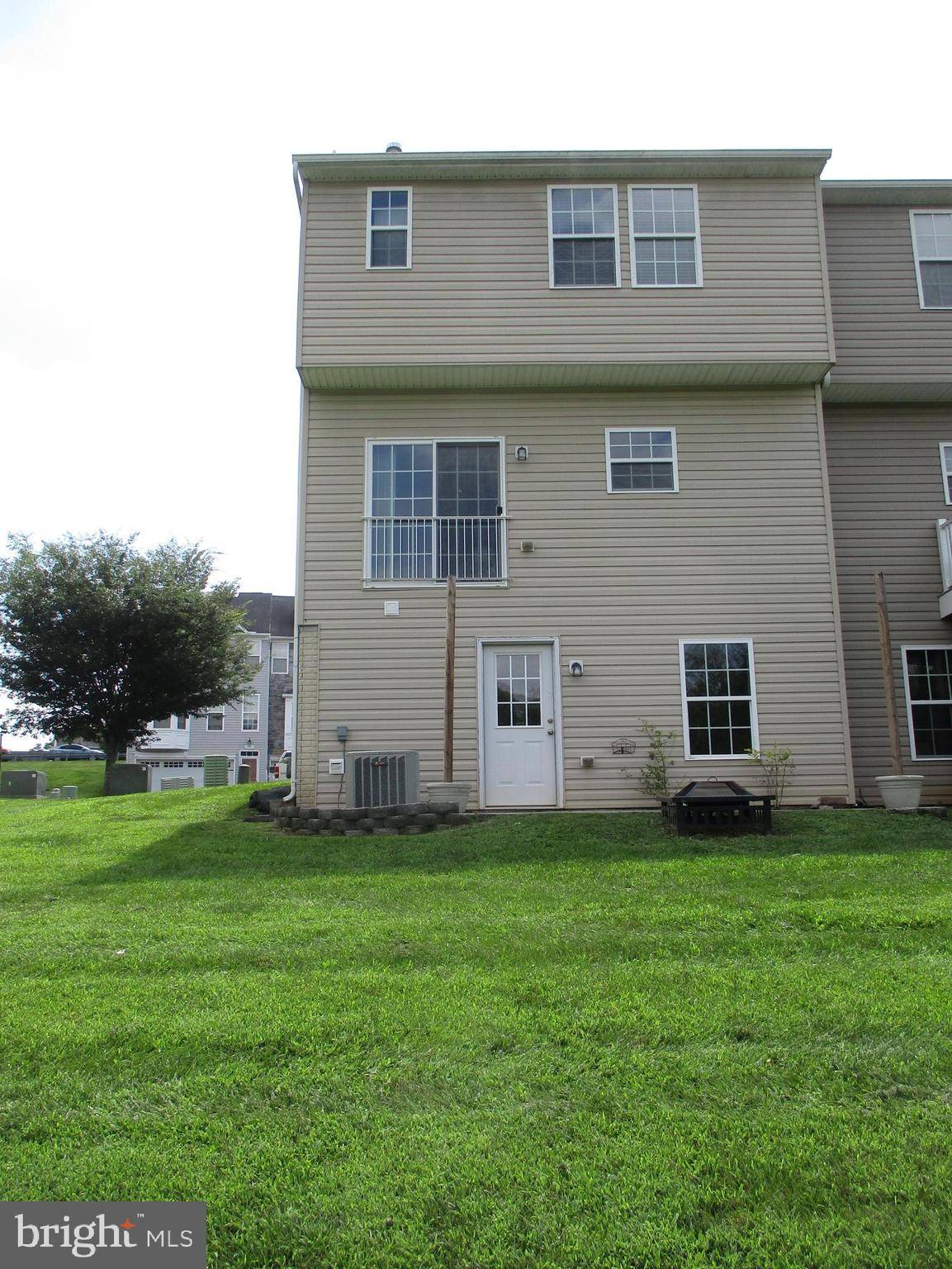 Hagerstown, MD 21740,10348 BRIDLE CT