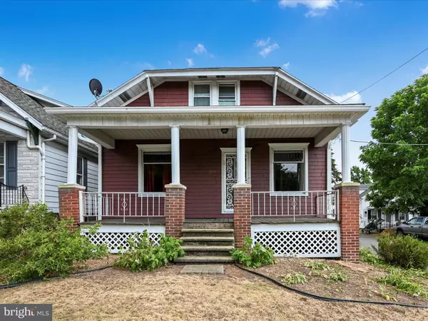 303 FOUNTAIN ST, Ashland, PA 17921