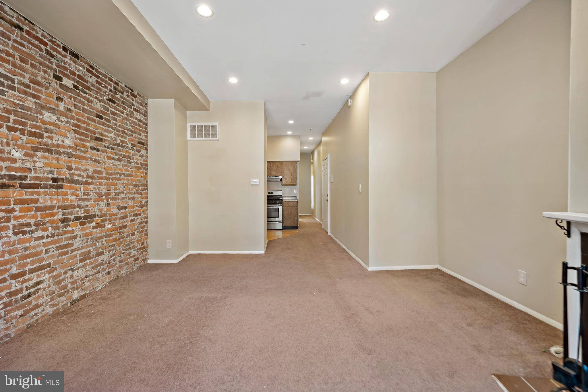 Philadelphia, PA 19147,783 S 3RD ST