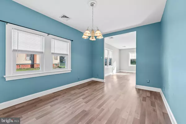 Maple Shade, NJ 08052,231 S FORKLANDING RD