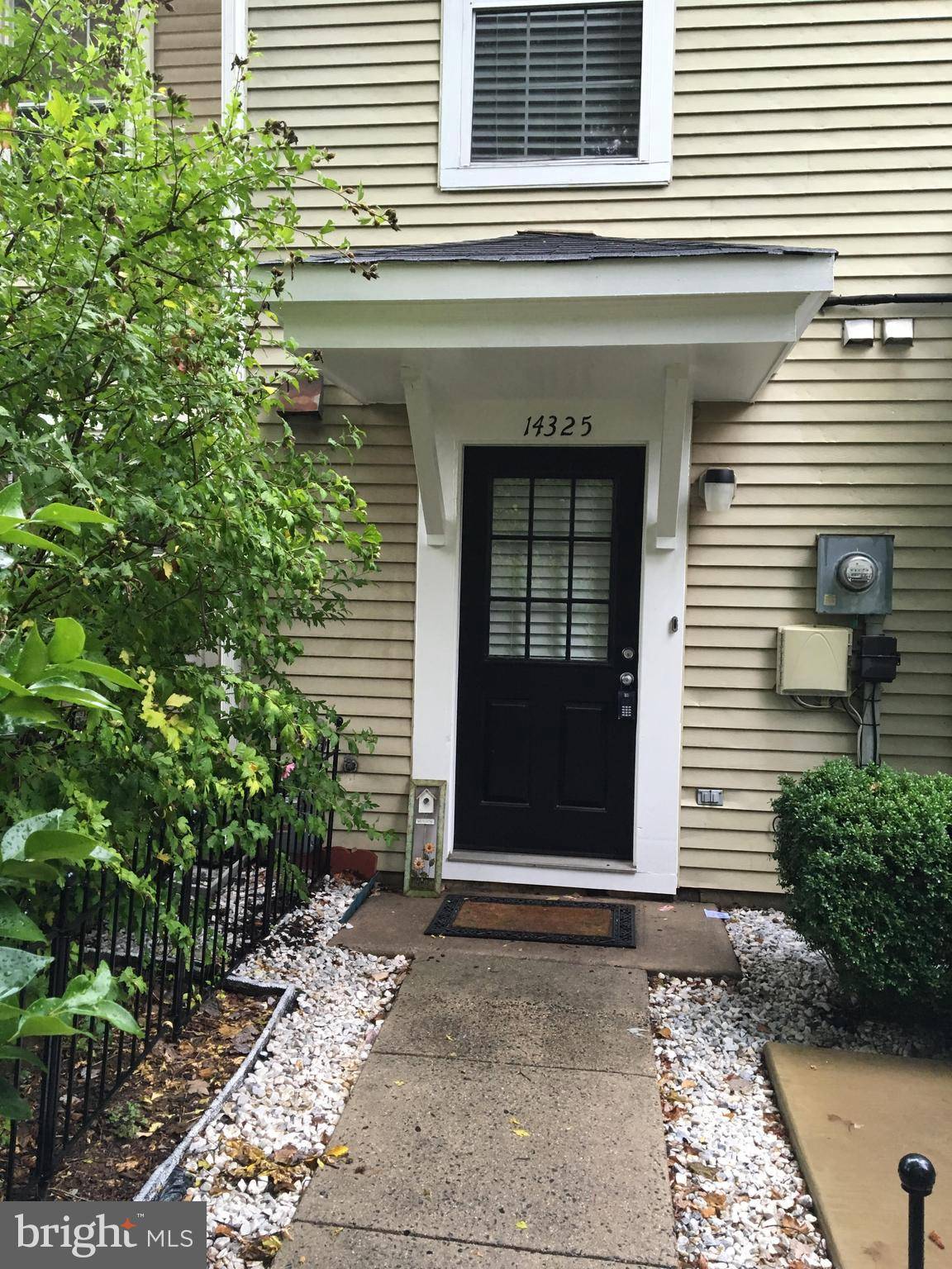 Centreville, VA 20120,14325 JOHNNY MOORE CT