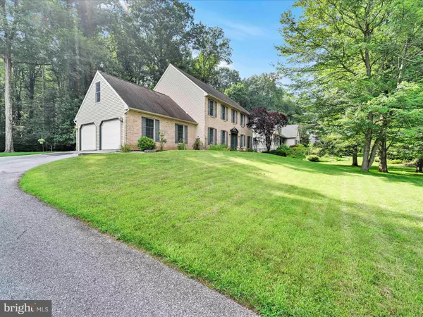 Lebanon, PA 17042,526 WOODLAND CIR