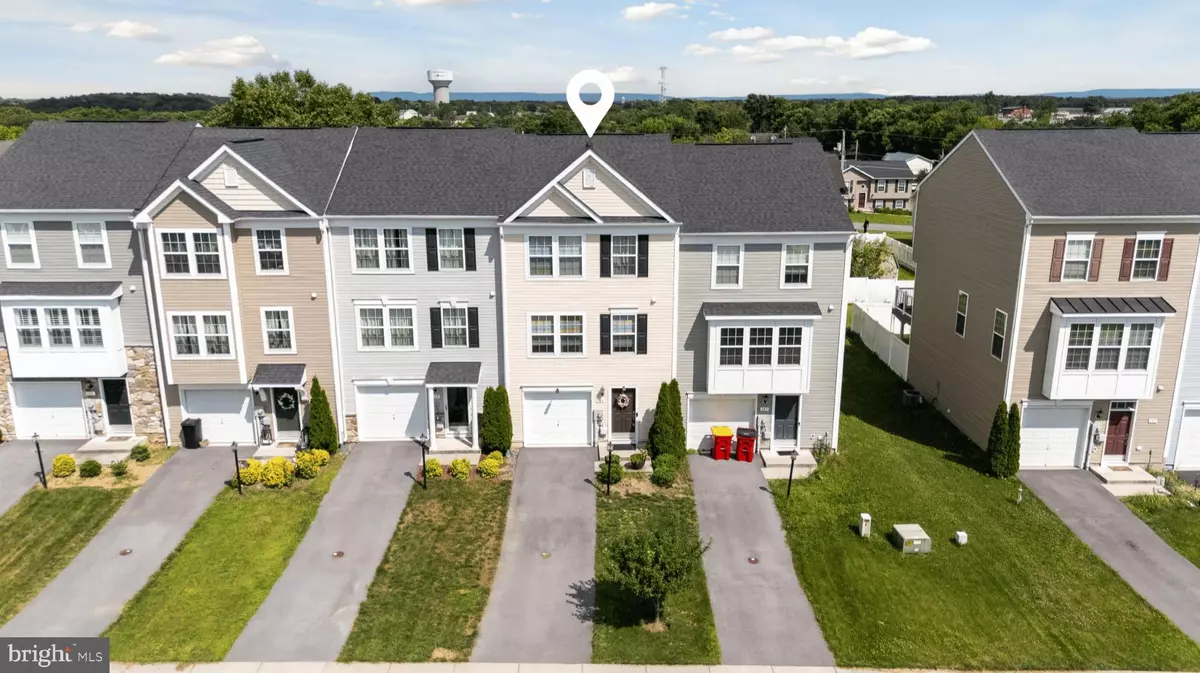 Martinsburg, WV 25405,143 KENSINGTON TER