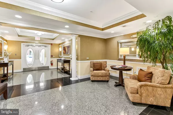 Springfield, VA 22152,7880 ROLLING WOODS CT #104