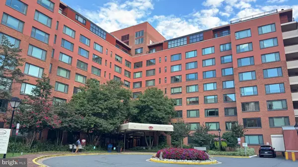 1021 ARLINGTON BLVD #1014, Arlington, VA 22209
