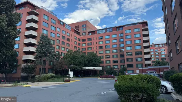 Arlington, VA 22209,1021 ARLINGTON BLVD #1014