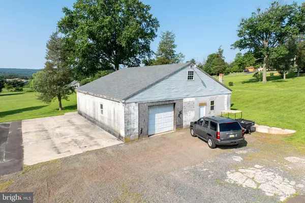 Douglassville, PA 19518,131 SQUIRREL HOLLOW RD