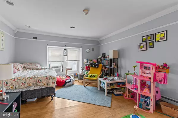 Philadelphia, PA 19136,4314 RHAWN ST