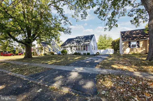 Barrington, NJ 08007,305 W 4TH AVE