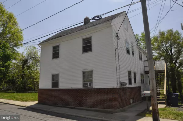 Pemberton, NJ 08068,15 MARY ST
