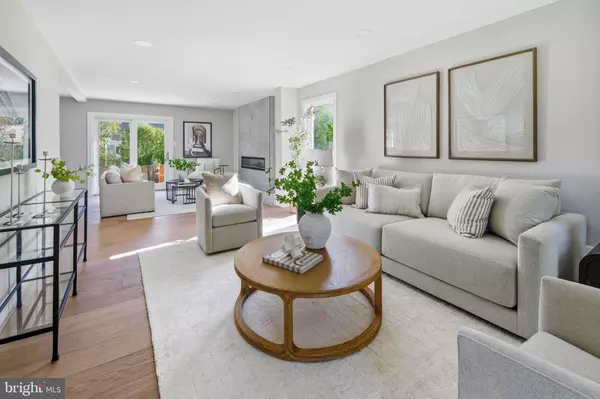 Vienna, VA 22181,2615 LEMONTREE LN