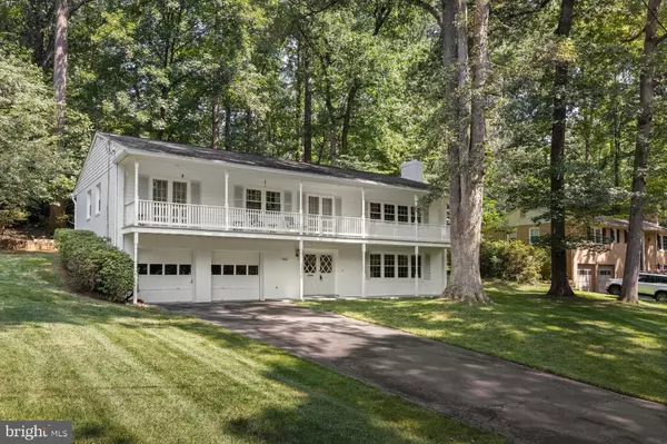 Fairfax, VA 22031,9016 HAMILTON DR