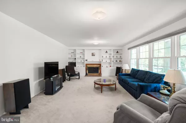 Fairfax, VA 22031,9016 HAMILTON DR