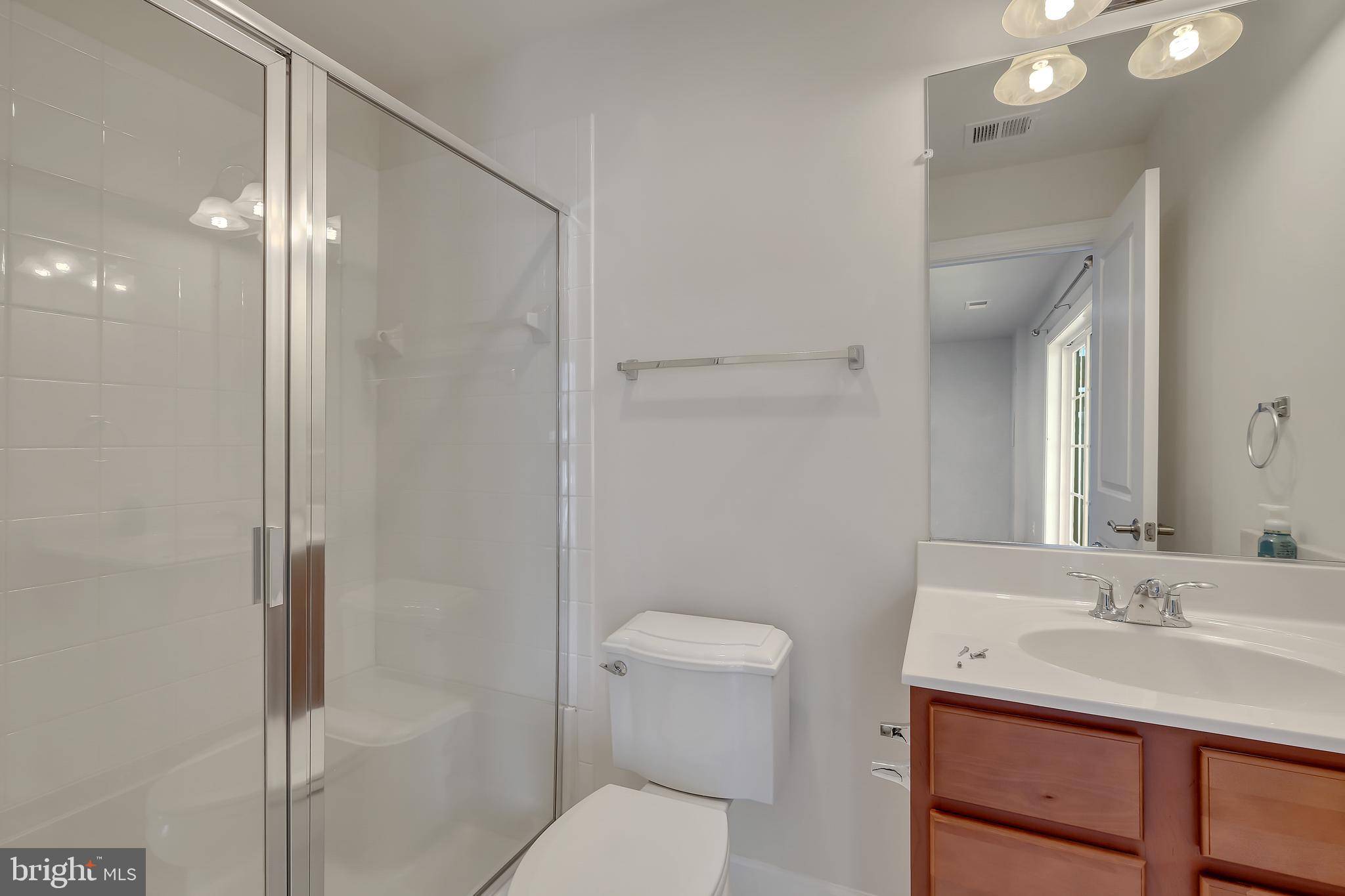 Manassas, VA 20109,8428 GIRVAN CT