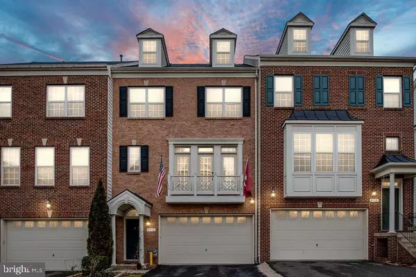 9776 CORBETT CIR, Manassas Park, VA 20111