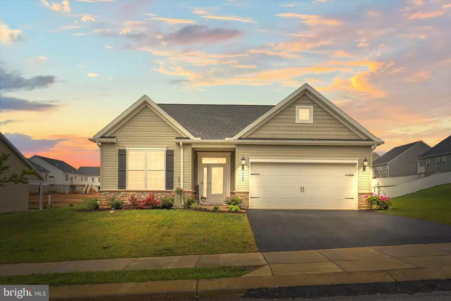 119 EDIE CIR, Stewartstown, PA 17363