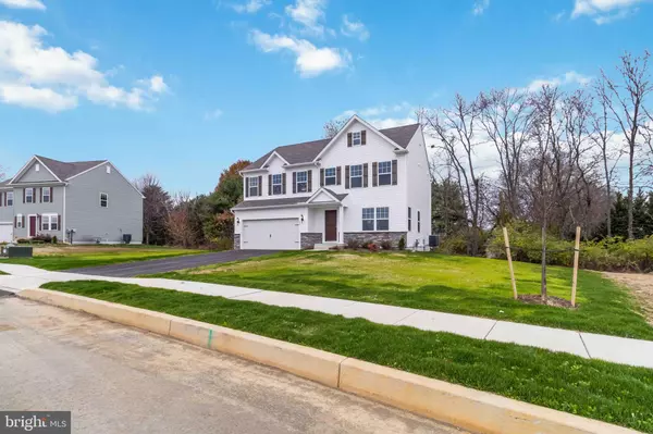 Carlisle, PA 17013,51 BENNINGTON WAY