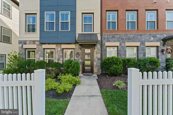 Alexandria, VA 22315,6105 OLIVET DR