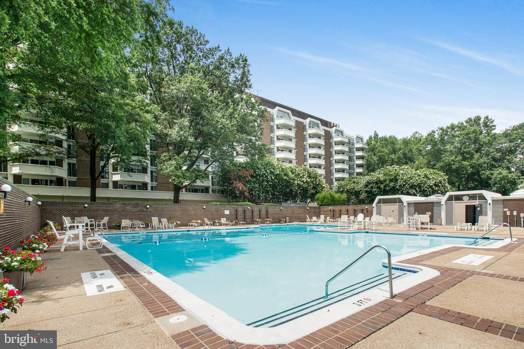 Washington, DC 20024,700 7TH ST SW #137