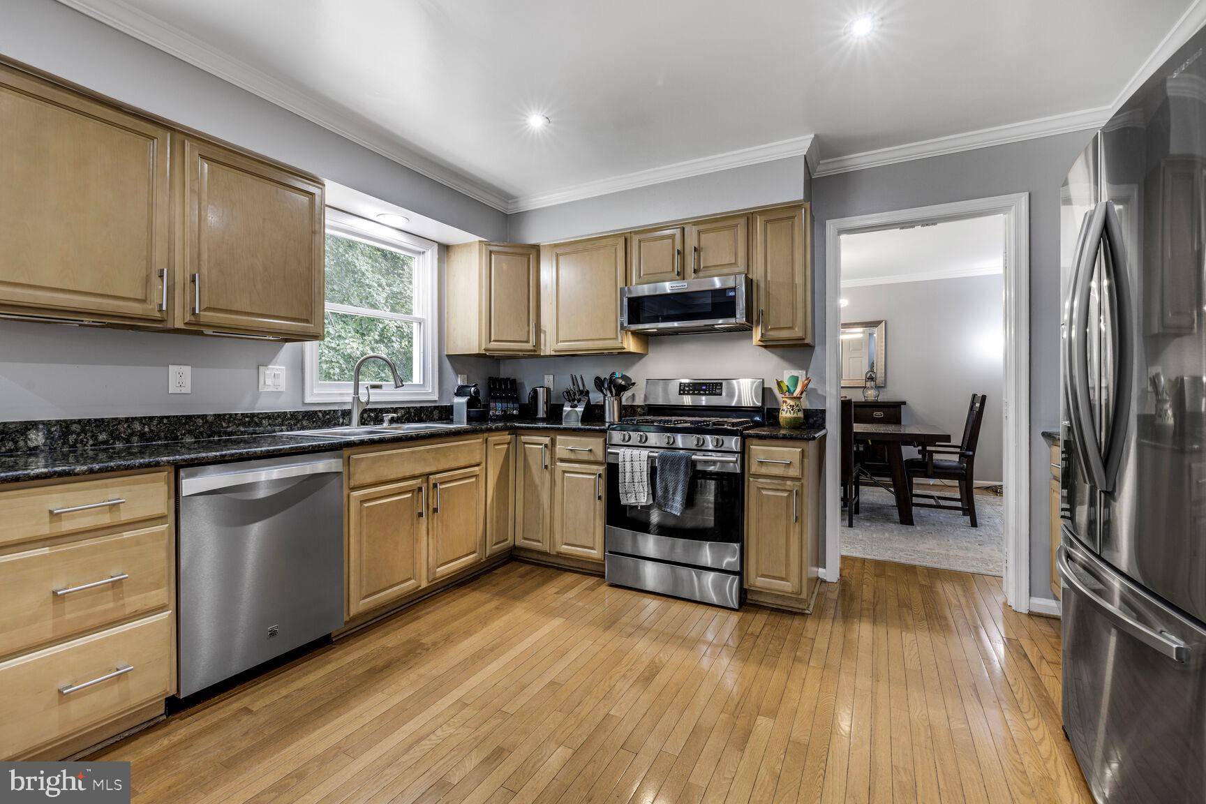 Rockville, MD 20854,1128 HALESWORTH DR