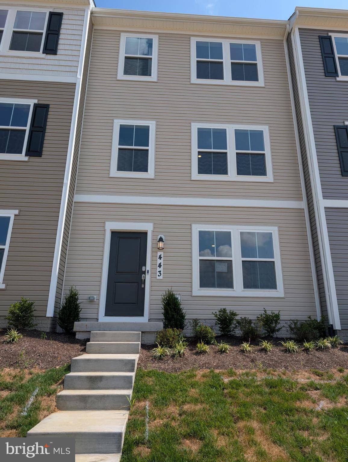 443 17TH AVENUE, Ranson, WV 25438