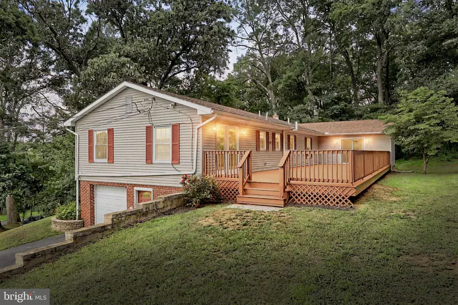 628 DEER RD, Fawn Grove, PA 17321