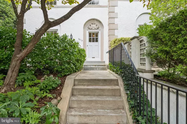 Washington, DC 20008,2913 CATHEDRAL AVE NW