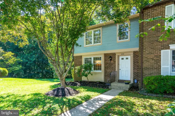 Burke, VA 22015,5838 HIGH BLUFF CT