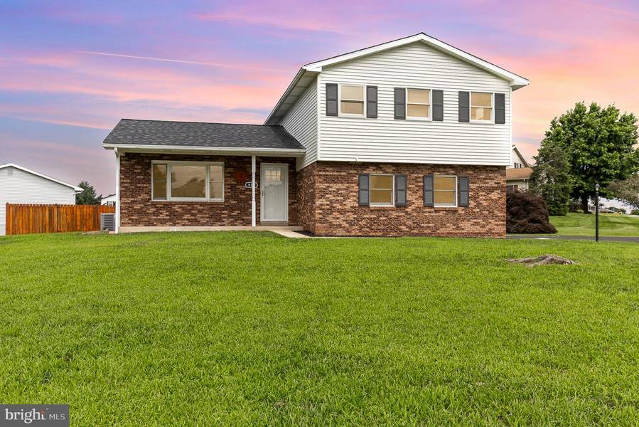929 SYCAMORE LN, Lebanon, PA 17046