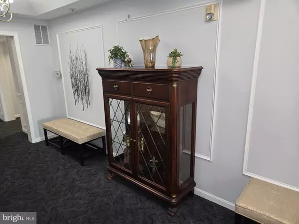 Gambrills, MD 21054,2605 CHAPEL LAKE DR #212