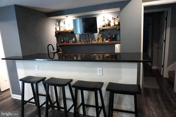 Sparrows Point, MD 21219,8610 OAK RD