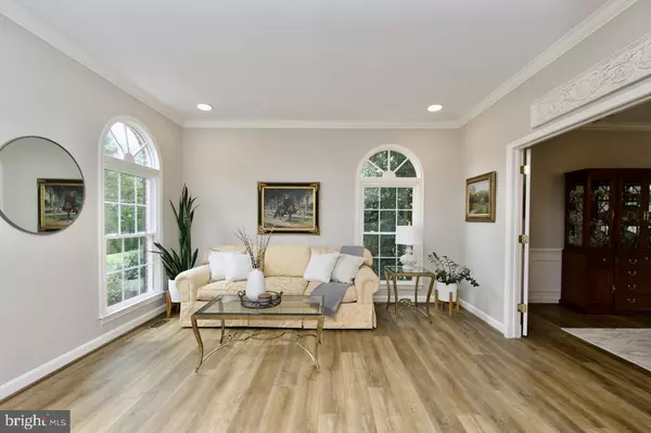 Fairfax, VA 22030,5439 ASHLEIGH RD
