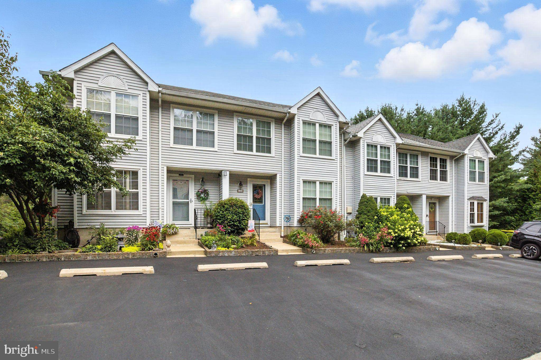 Newark, DE 19711,102 ROSEMAN CT