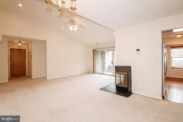 Princeton, NJ 08540,116 RAINIER CT #9