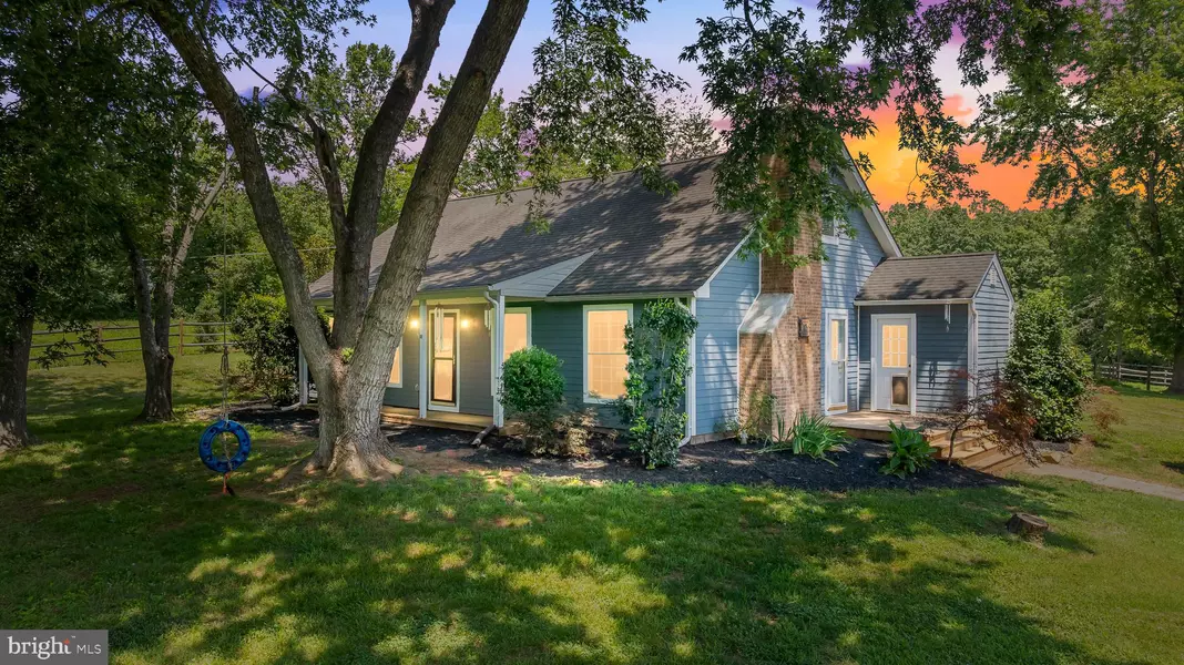 9467 OLD WATERLOO RD, Warrenton, VA 20186