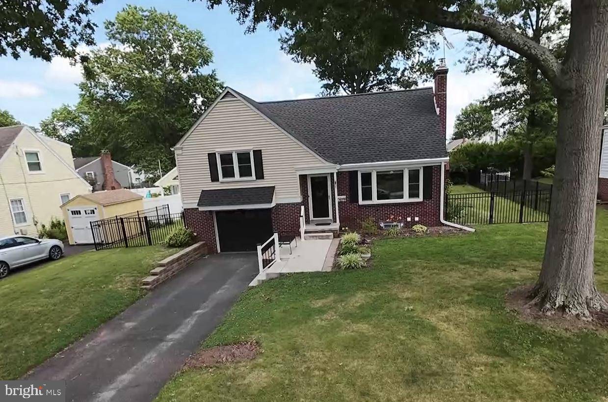 38 HIGHLAND DR, Telford, PA 18969