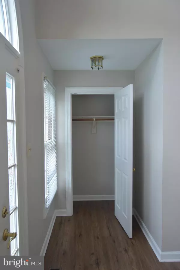 Centreville, VA 20120,5362 SEQUOIA FARMS DR